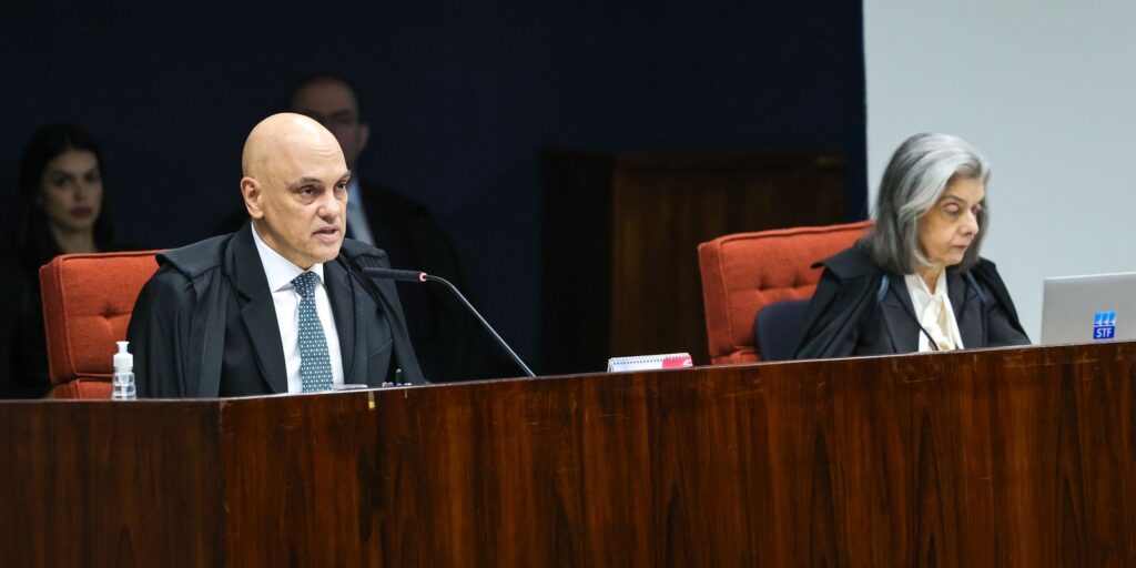 Relatório de Alexandre Moraes resume versões de acusação e defesas
