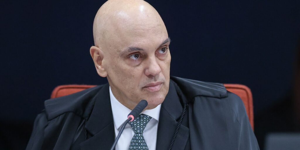 STF será imparcial e ignorará pressões ao julgar Bolsonaro, diz Moraes