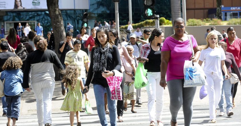 El desempleo en Brasil: 8,6% entre diciembre y febrero