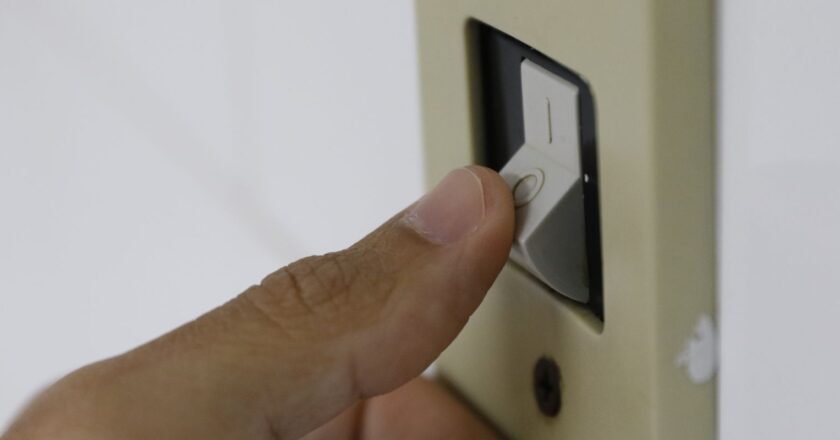 Aneel mantém bandeira tarifária verde para maio