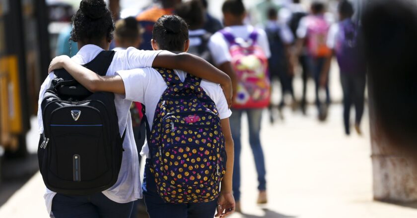 Violência nas escolas: como falar com crianças e adolescentes