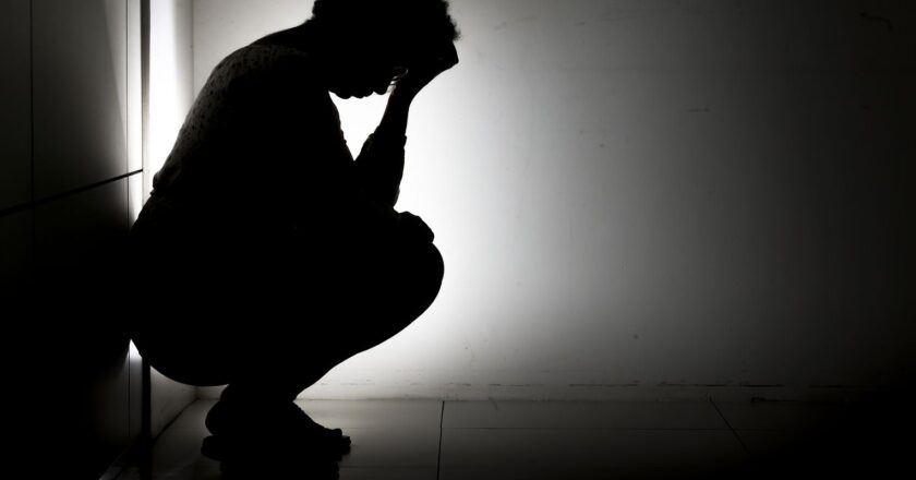 Estudo alerta para alta incidência de suicídio na adolescência