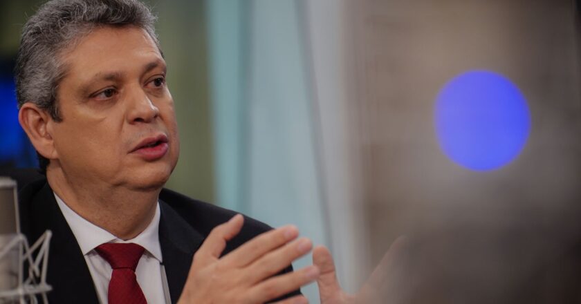 Ministro abre sindicância para apurar viagem de servidores a Sergipe