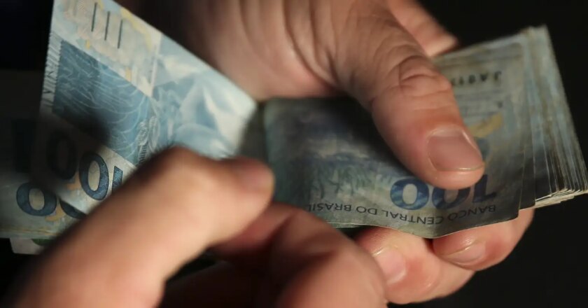 Governo decidirá sobre consignado do INSS até a próxima terça