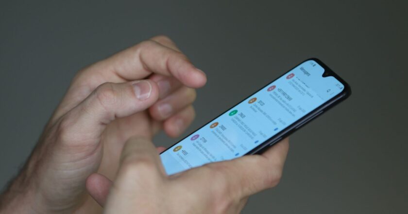 Mais de 3 mil celulares foram furtados durante o carnaval em SP