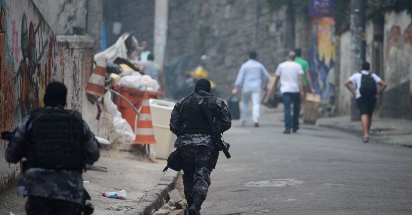 Mortes por intervenção policial quase triplicam em 10 anos no país