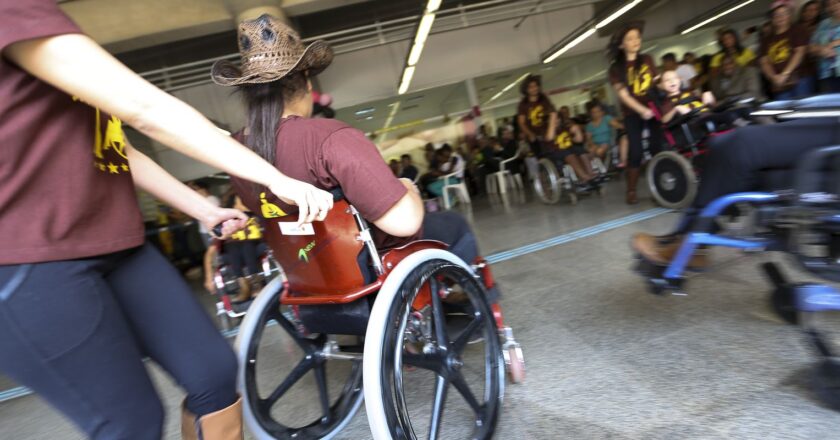 Novo plano para pessoas com deficiência será lançado em outubro