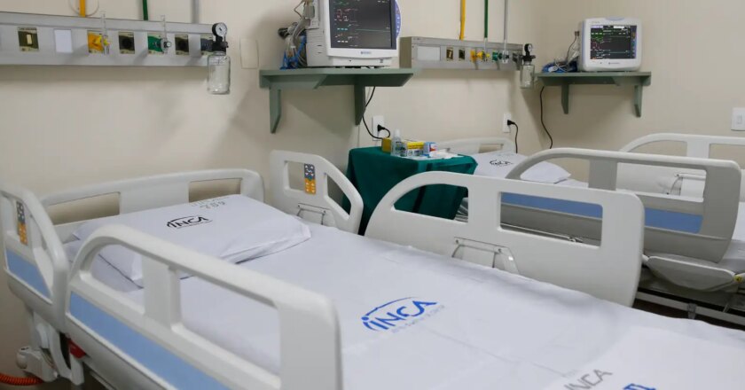 Março Azul: internações por câncer de intestino batem recorde no país