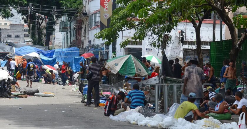 Dispersão da Cracolândia aumentou tensão e violência no centro de SP