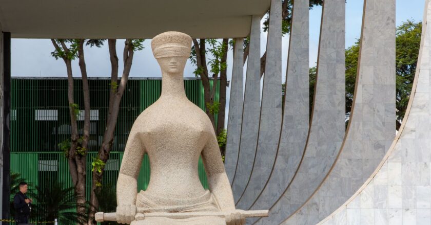 Corte Suprema de Brasil fija juicio a acusados de actos golpistas