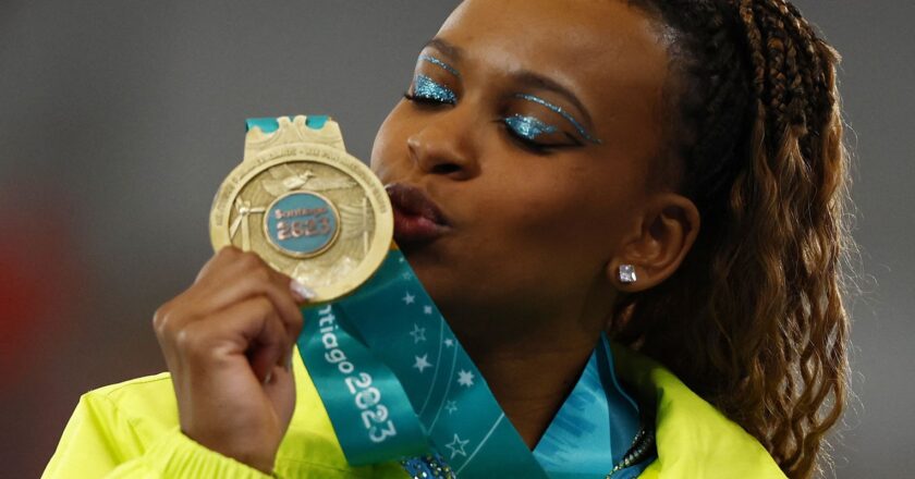 Rebeca Andrade conquista mais um ouro no Pan, agora na trave
