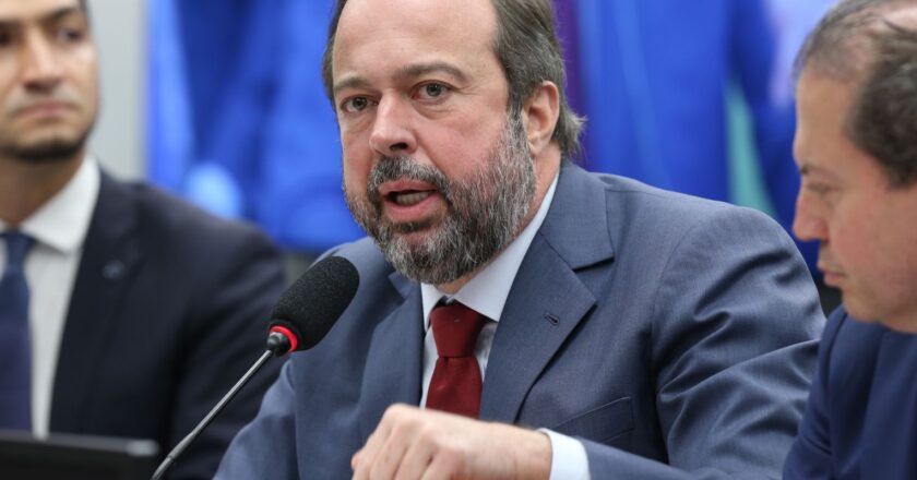 Governo quer rapidez em licença para perfuração na foz do Amazonas