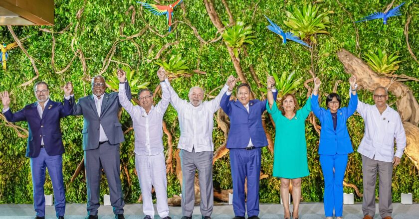 Presidentes de oito países amazônicos assinam Declaração de Belém