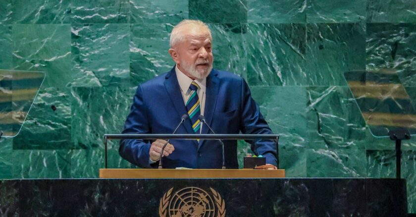 Lula desembarca no Brasil após extensa agenda em Cuba e Nova York