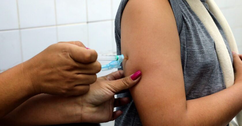 Minas e DF reduzem casos de dengue, mas cenário é visto com cautela