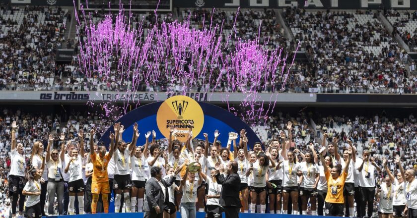 Corinthians derrota Cruzeiro e conquista tri da Supercopa feminina