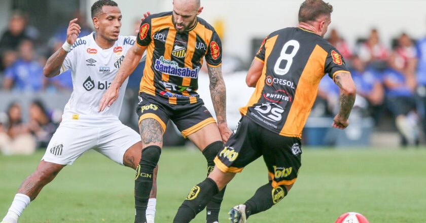 Santos busca liderança da Série B diante do Novorizontino