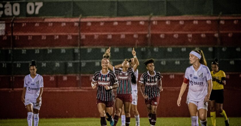 Flu arranca vitória de 1 a 0 sobre o Santos no Brasileiro Feminino
