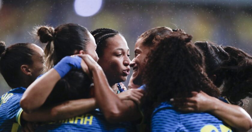 Brasil goleia Jamaica em último jogo antes da convocação para Paris
