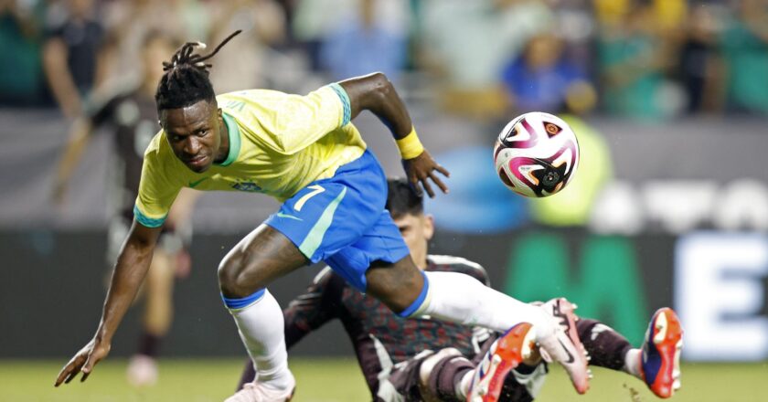 Brasil enfrenta EUA em último teste para a Copa América
