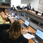 Autistas e alérgicos têm direito de levar sua comida a restaurantes, aprova CAS