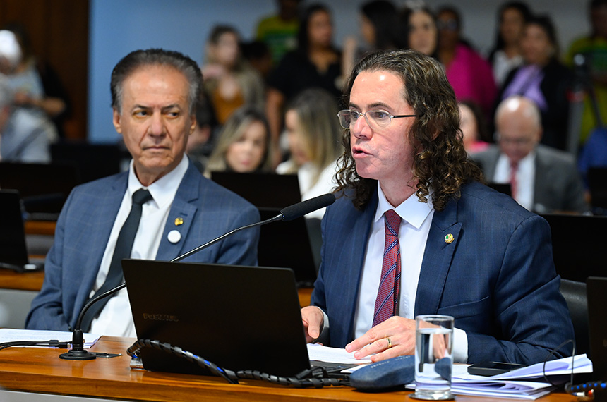 Avança resolução que facilita aditamento de dívidas dos estados com a União
