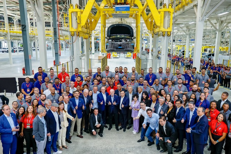 BYD inaugura em Camaçari polo estratégico da empresa na América Latina: 'Brasil tem vantagens únicas'