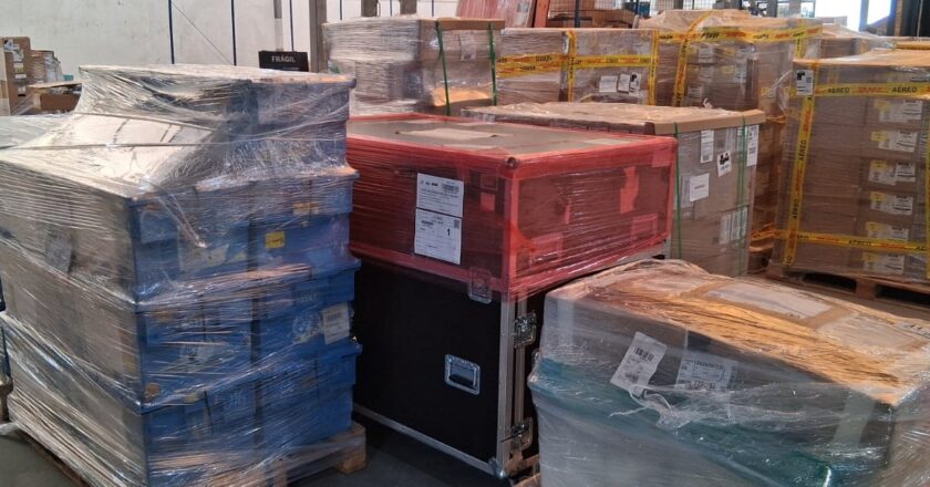 Bagagem diplomática: COP 30 recebe uma tonelada de materiais e equipamentos