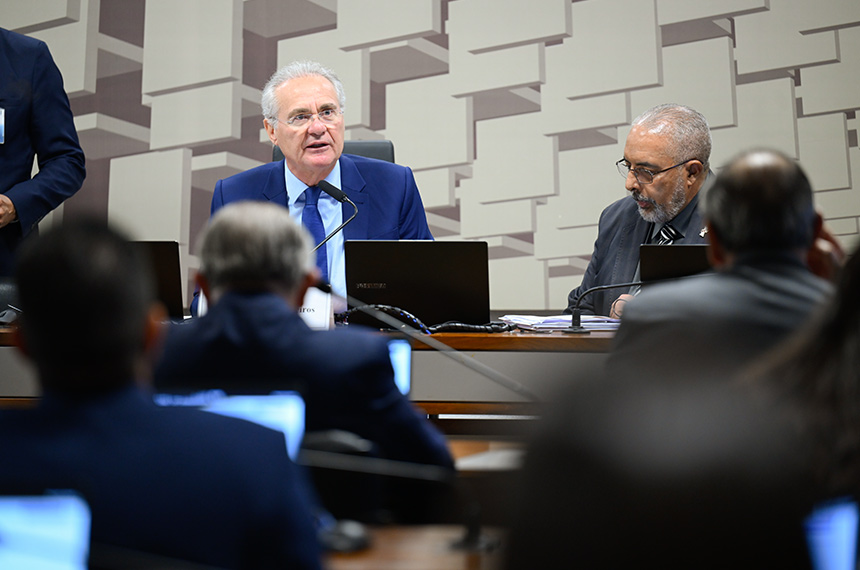 CAE convida Galípolo a explicar acordo de leniência do BC com Campos Neto