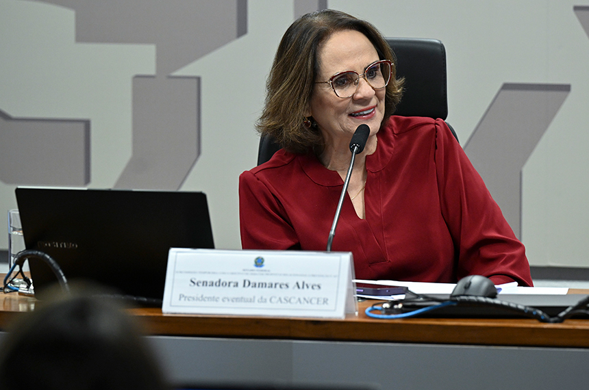 CAS debate saúde digital para recém-nascidos em UTIs neonatais neurológicas