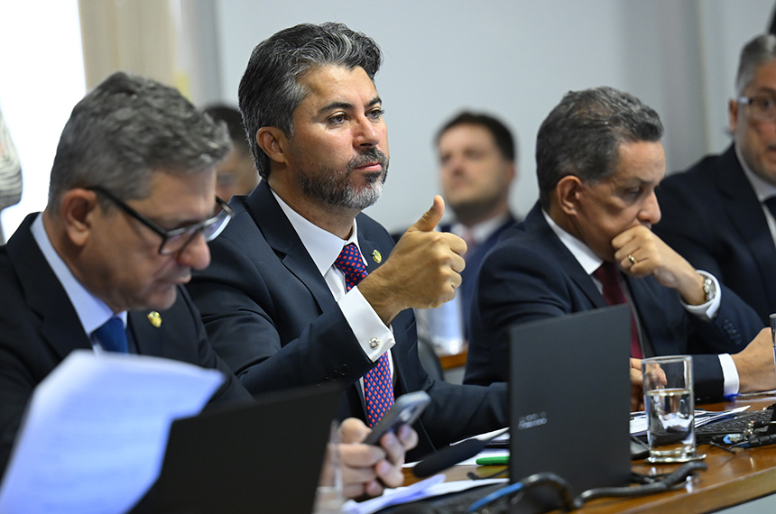 CCJ aprova punição maior para exploração sexual de crianças e adolescentes