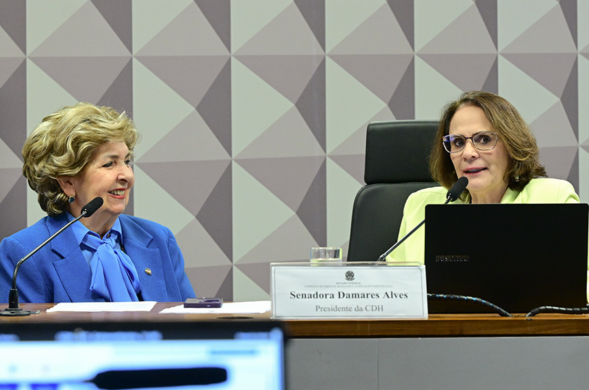 CDH aprova incentivo à contratação de mulheres com câncer de mama