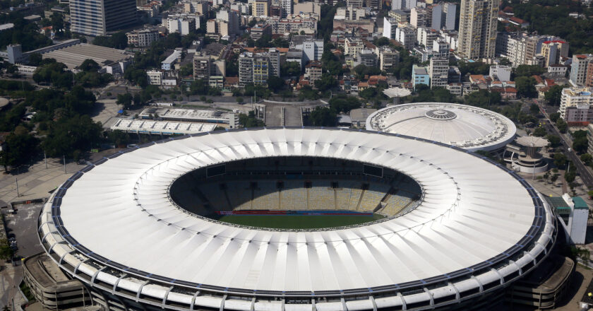 CET-Rio monta esquema de trânsito para jogo do Fluminense contra o Internacional, no Maracanã