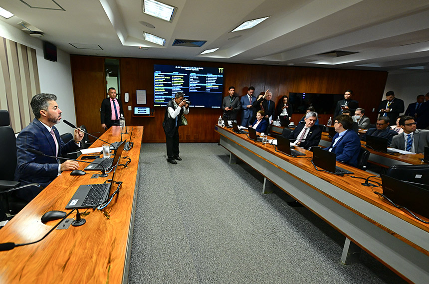CI vai debater limite para preço pago por distribuidoras pela energia de Itaipu