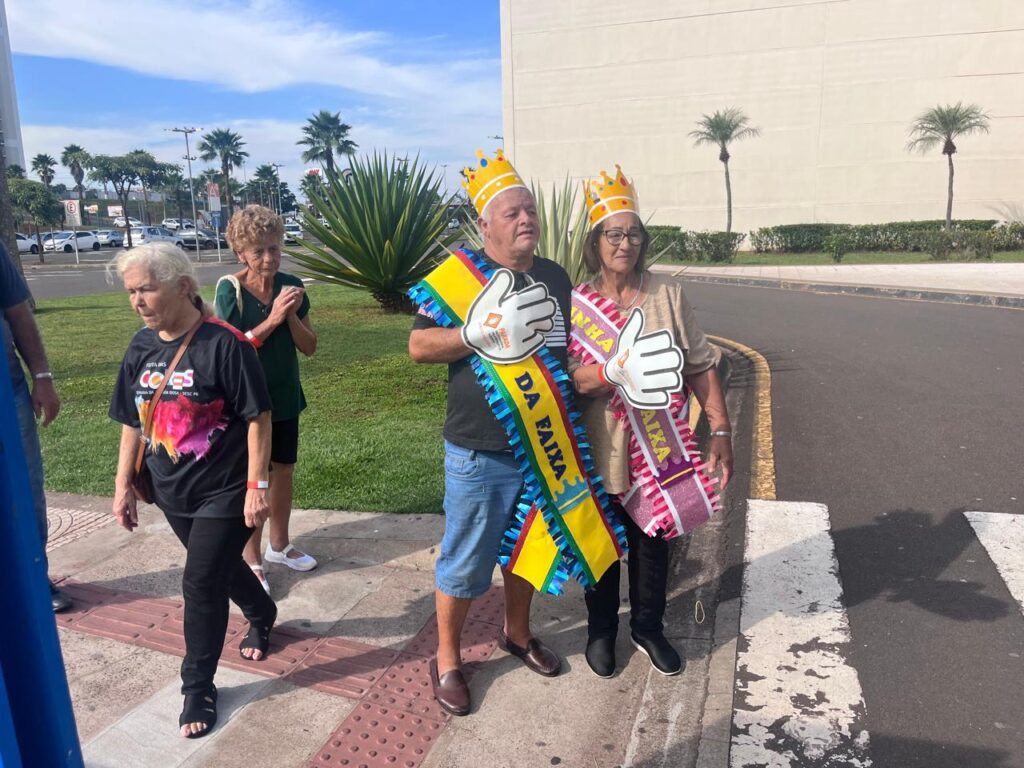 CMTU encerra mês do idoso com educação de trânsito na Prefeitura