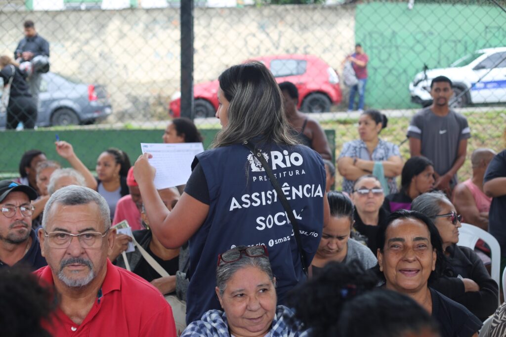 CadMóvel chega ao Engenho da Rainha e supera 3.700 atendimentos a pessoas de baixa renda