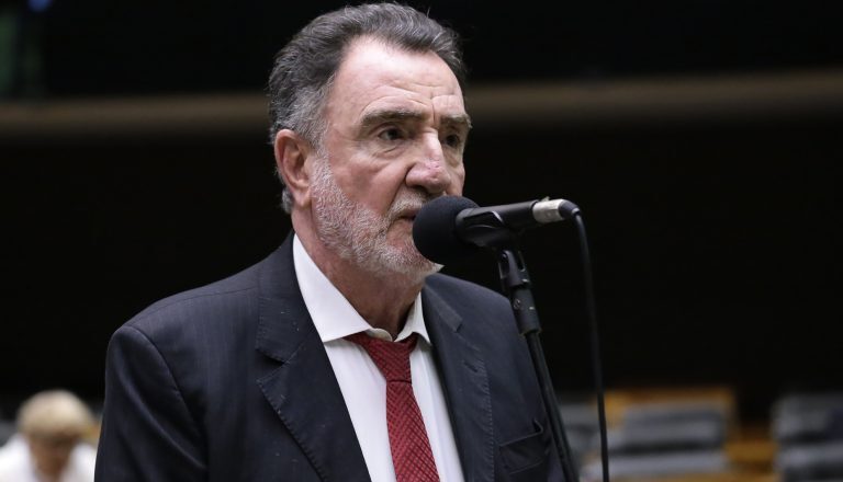 Câmara aprova projeto que torna lei o Compromisso Nacional da Criança Alfabetizada – Notícias