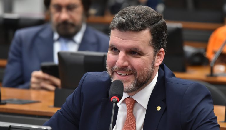 Comissão aprova projeto que prevê aviso do GPS sobre locais com alta criminalidade – Notícias
