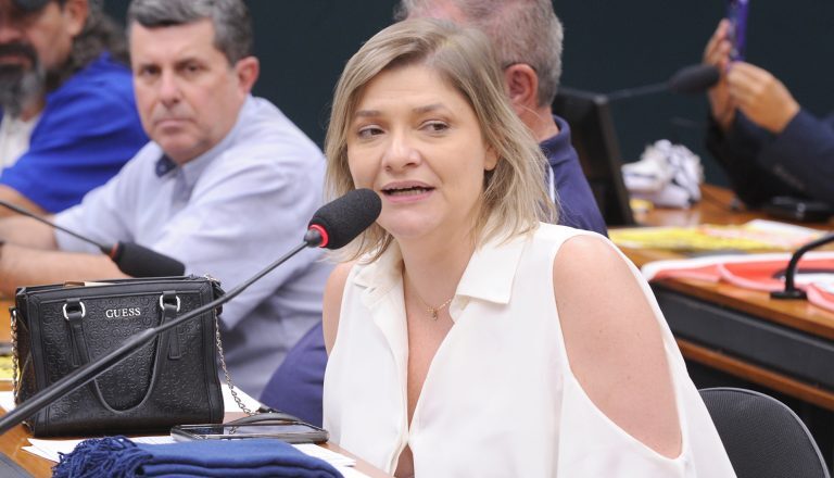 Comissão da Mulher aprova texto que proíbe vítima de violência de pagar pensão ao agressor – Notícias
