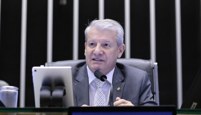 Comissão debate uso da protonterapia no tratamento de câncer – Notícias