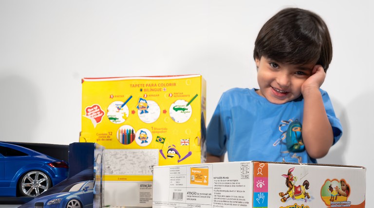 Confira dicas para comprar brinquedos para as crianças sem correr riscos