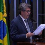 Criação de sistema eletrônico para agilizar compras públicas segue para sanção — Senado Notícias