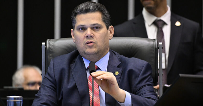 Davi defende diálogo e elogia acordo de lideranças no Congresso para votações