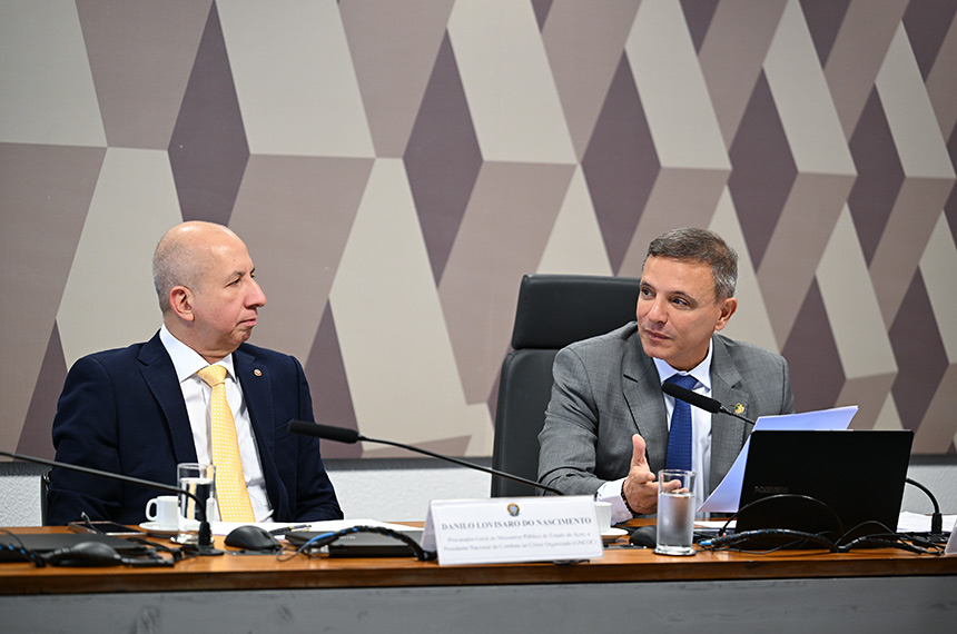 Debatedores pedem rigor para liberdade provisória e criticam audiência de custódia
