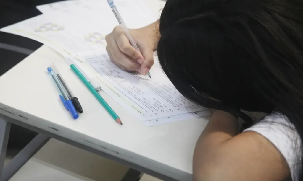 Enem 2025: Cartilha do Participante orienta sobre redação