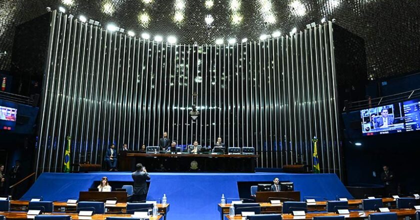 Isenção da taxa de verificação de taxímetros vai a sanção