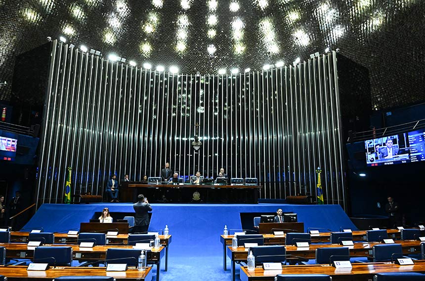 Isenção da taxa de verificação de taxímetros vai a sanção