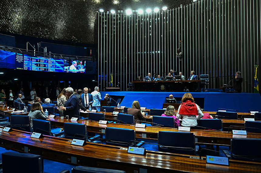 Novas regras para facilitar pagamento de dívidas estaduais vão a promulgação