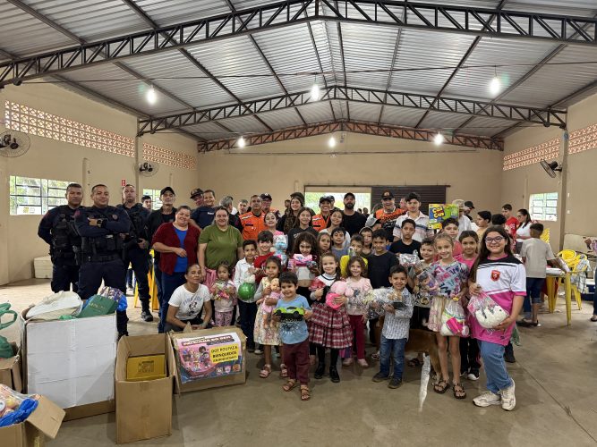 Patrulha do Bem leva alegria a crianças da zona rural com quase 500 brinquedos arrecadados