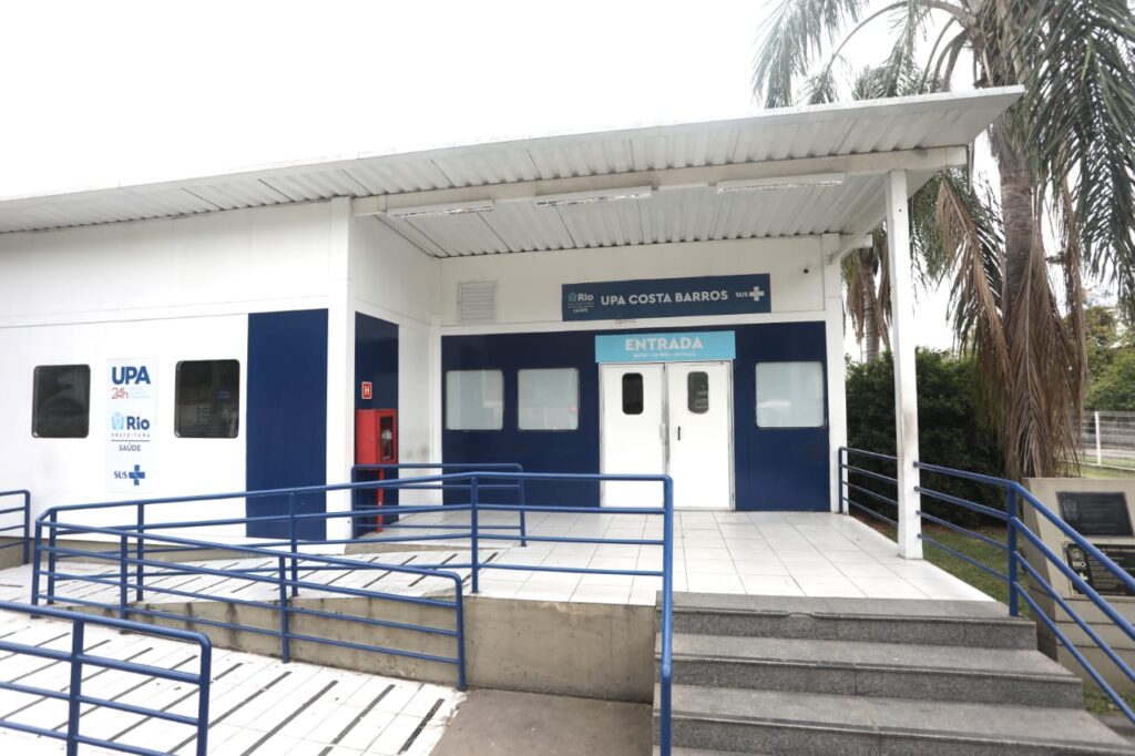 Prefeito anuncia a reabertura da UPA Costa Barros, após invasão de criminosos paralisar os atendimentos